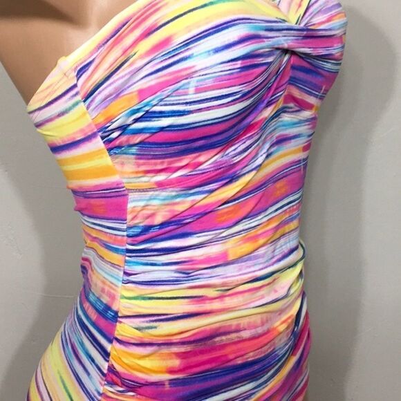 Lauren Ralph Lauren pastel stripe swimsuit. New - Picture 2 of 9
